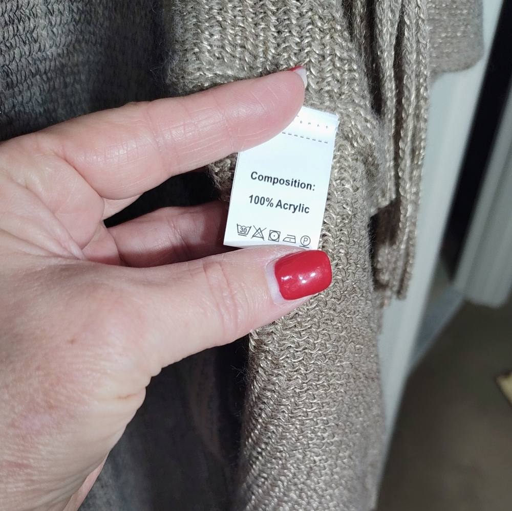 Fringe Poncho/Ruana Sweater - Picture 8 of 9